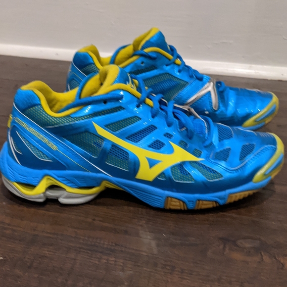 Mizuno Shoes - Mizuno Wave Lighting RX2 Women's Size 8.5